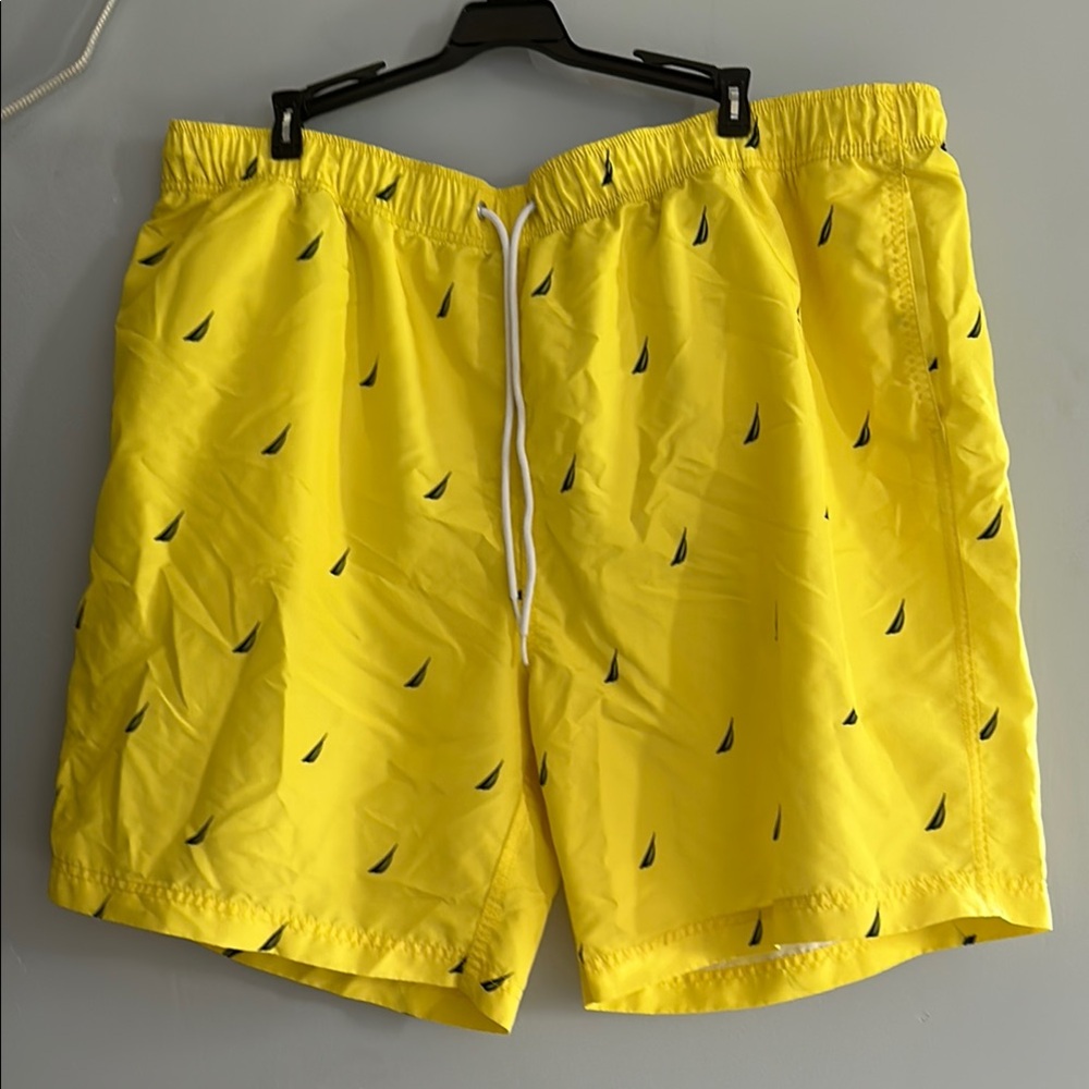 Men’s Nautica size 3XL swim trunks